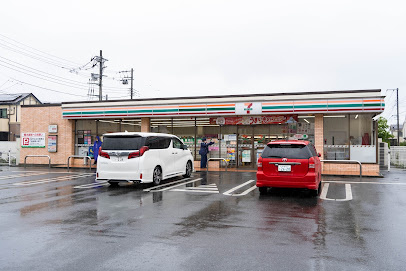 【コンビニエンスストア】セブンイレブン　三鷹山中通り店まで358ｍ