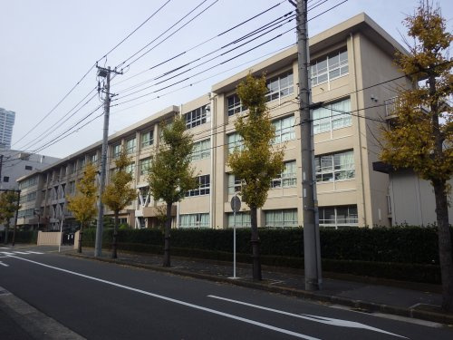 【中学校】常葉中学校まで375ｍ
