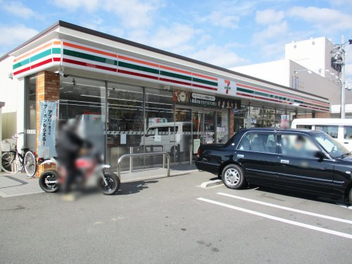 【コンビニエンスストア】セブンイレブン　山科東野門口町店まで322ｍ