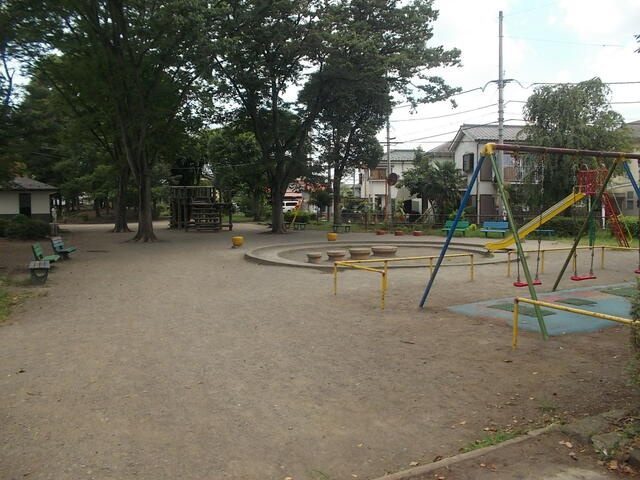 【公園】諏訪町公園まで145ｍ