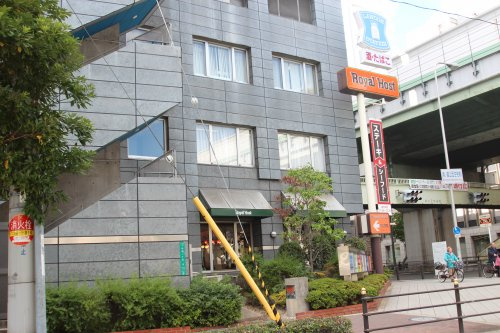 【ファミリーレストラン】ロイヤルホスト森ノ宮店まで902ｍ