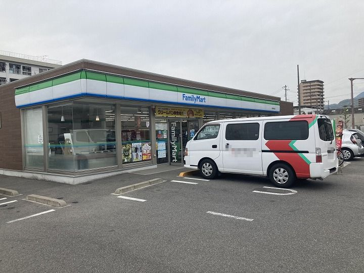 【コンビニエンスストア】ファミリーマート　海田南本町店まで2010ｍ