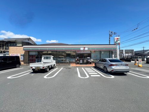 【コンビニエンスストア】セブンイレブン　沼津西沢田店まで680ｍ