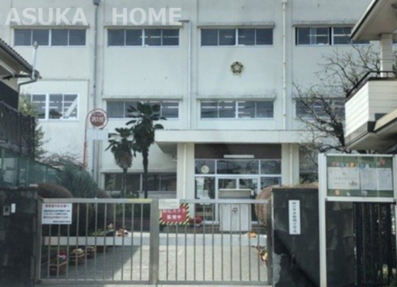 【小学校】横浜市立桜岡小学校まで529ｍ