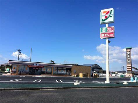 【コンビニエンスストア】セブンイレブン　館山真倉店まで2629ｍ