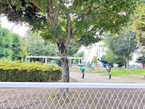 【公園】南公園まで931ｍ