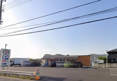 【コンビニエンスストア】セブン-イレブン岩舟和泉店まで900ｍ