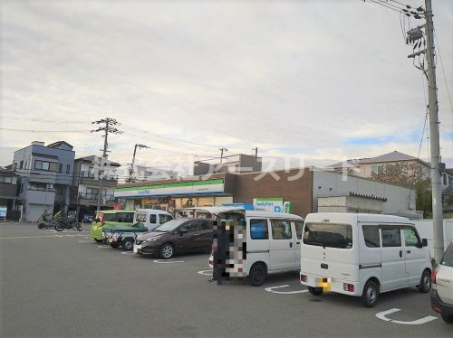 【コンビニエンスストア】ファミリーマート　吹田山手町四丁目店まで539ｍ