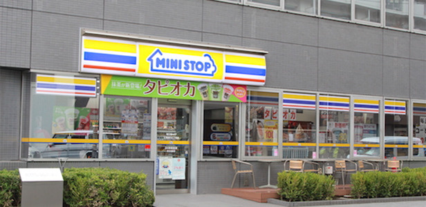 【コンビニエンスストア】ミニストップ　江東枝川1丁目店まで550ｍ