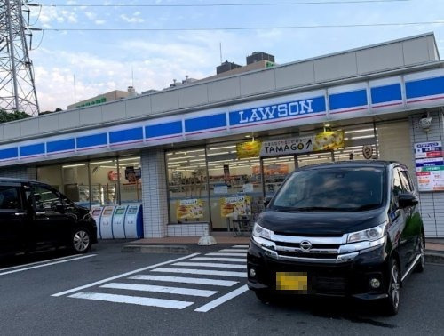 【コンビニエンスストア】ローソン　厚木温水店まで509ｍ