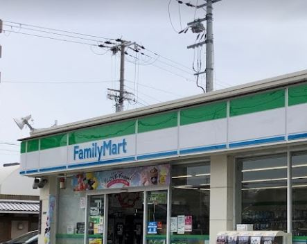 【コンビニエンスストア】ファミリーマート　MYS万代東二丁目店まで395ｍ