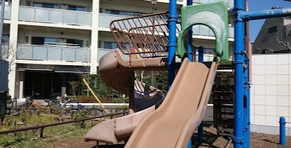 【公園】中里三丁目児童遊園まで106ｍ