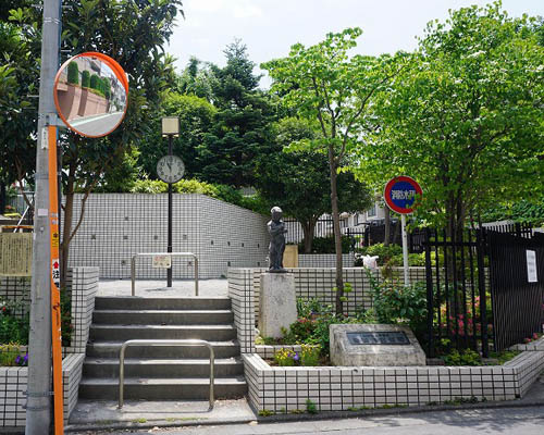 【公園】小川児童遊園まで461ｍ