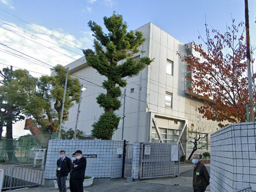 【中学校】尼崎市立南武庫之荘中学校まで636ｍ