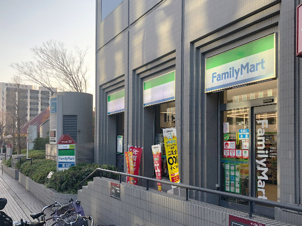 【コンビニエンスストア】ファミリーマート　東京イースト21店まで311ｍ