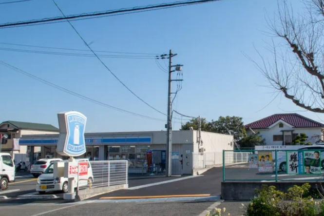 【コンビニエンスストア】ローソン　枚方長尾台一丁目店まで534ｍ