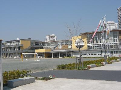 【小学校】浦安市立明海南小学校まで723ｍ