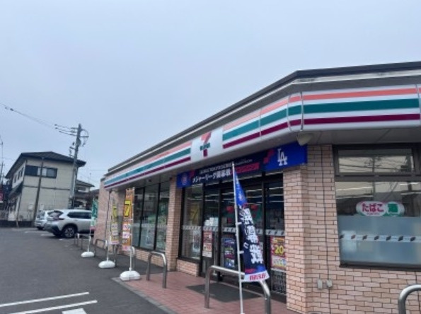 【コンビニエンスストア】セブンイレブン　守谷本町店まで287ｍ
