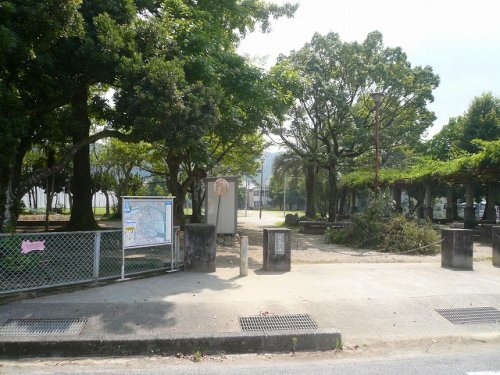【公園】竹島公園まで260ｍ
