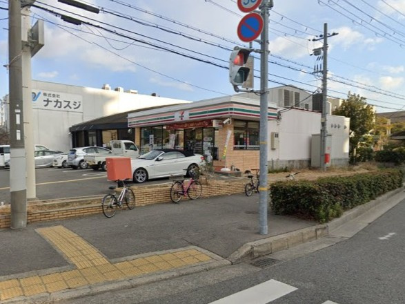 【コンビニエンスストア】セブンイレブン　西宮マリナパーク店まで769ｍ