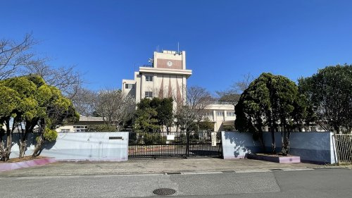 【小学校】春日部市立牛島小学校まで764ｍ
