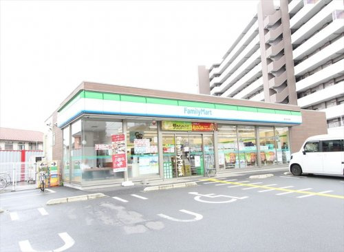 【コンビニエンスストア】ファミリーマート富士見水谷東店まで750ｍ