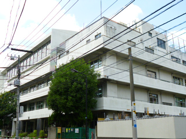 【小学校】文京区立金富小学校まで589ｍ