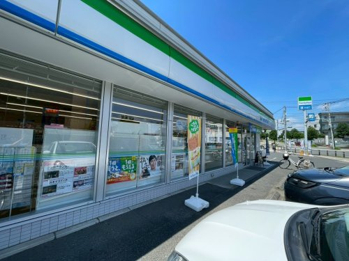 【コンビニエンスストア】ファミリーマート　羽村駅前中央通り店まで188ｍ