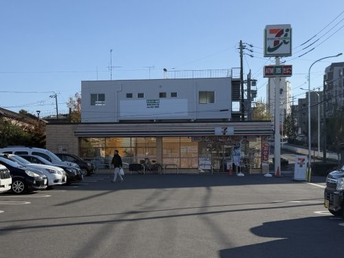 【コンビニエンスストア】セブンイレブン　名古屋天満通店まで681ｍ