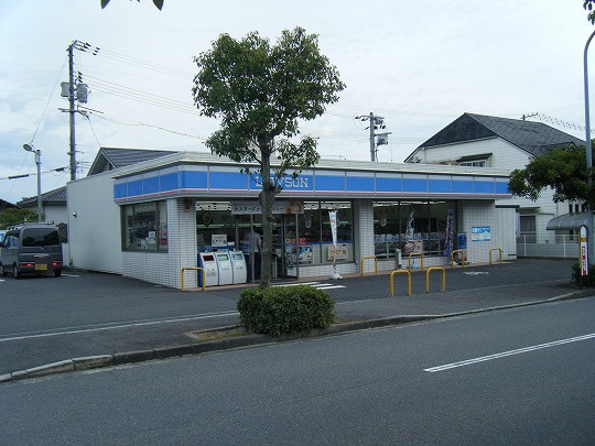 【コンビニエンスストア】ローソン　広島廿日市宮園店まで1518ｍ