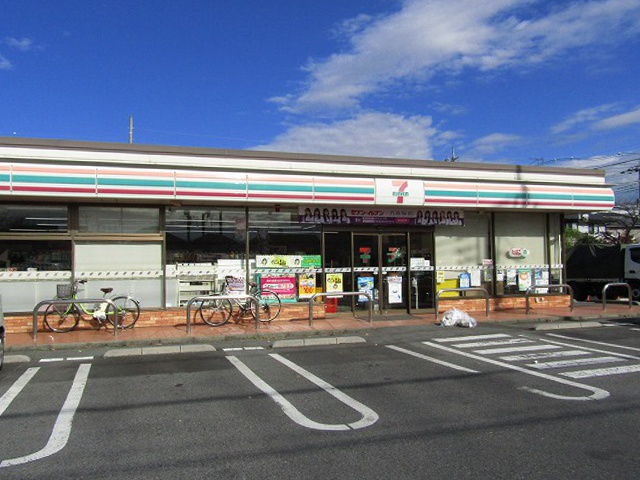 【コンビニエンスストア】セブンイレブン　久喜北2丁目店まで650ｍ