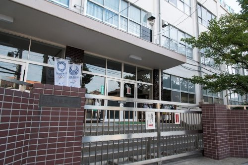 【小学校】足立区立東綾瀬小学校まで118ｍ