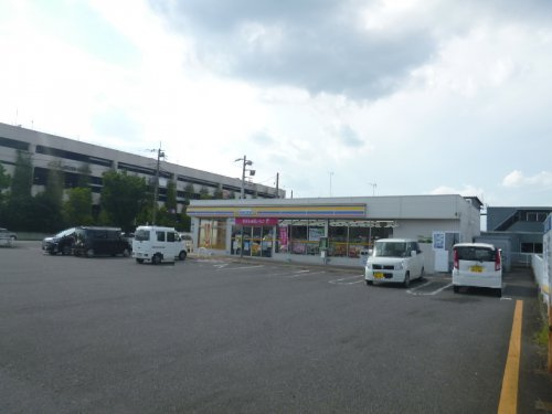 【コンビニエンスストア】ミニストップ　越谷レイクタウン東店まで350ｍ