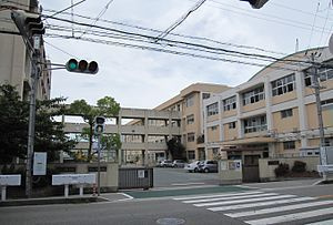 【中学校】明石市立望海中学校まで1840ｍ