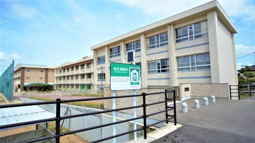 【中学校】屏水中学校まで862ｍ