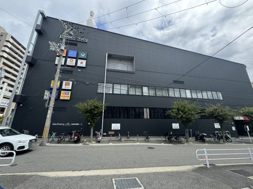 【ショッピングセンター】グランド六甲ビルまで369ｍ