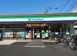 【コンビニエンスストア】ファミリーマート　板橋台橋通り店まで593ｍ