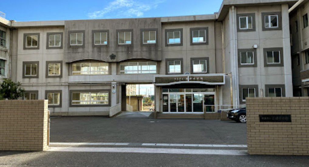 【小学校】岐阜市立茜部小学校まで198ｍ