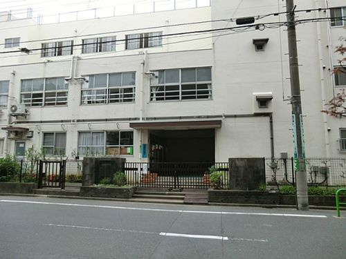 【小学校】練馬区立豊玉第二小学校まで370ｍ