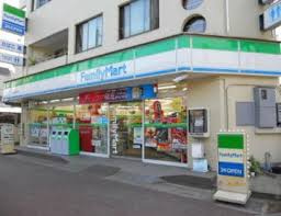 【コンビニエンスストア】ファミリーマート　北与野駅前店まで243ｍ
