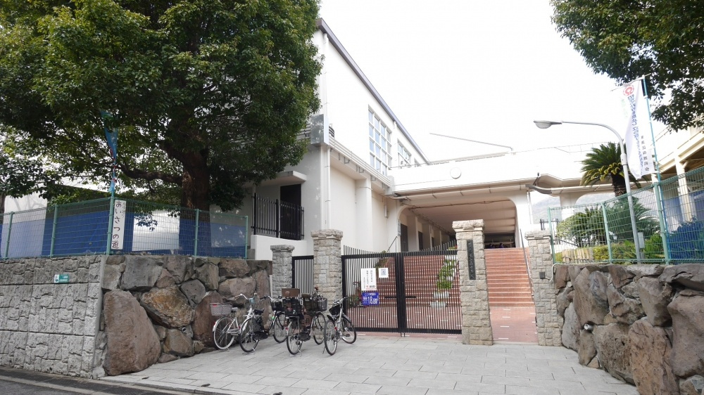 【中学校】本山南中学校まで350ｍ