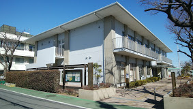 【公民館】平塚市役所中原公民館まで819ｍ