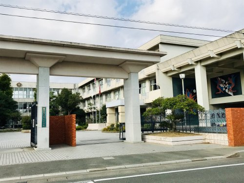 【中学校】磐田市立竜洋中学校まで1111ｍ