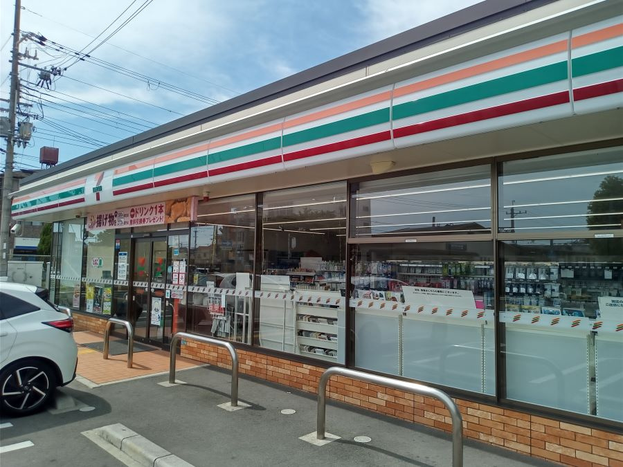 【コンビニエンスストア】セブンイレブン　阪急新伊丹駅前店まで248ｍ