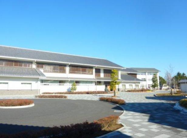 【中学校】第二中学校まで4025ｍ