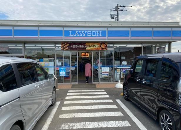 【コンビニエンスストア】　ローソン　鹿嶋荒野店まで3157ｍ