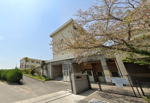 【中学校】岡山市立旭東中学校まで2328ｍ