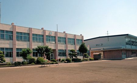 【小学校】大和市立　桜丘小学校まで778ｍ