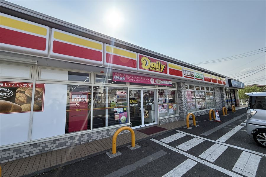 【コンビニエンスストア】デイリーヤマザキ　滝山団地西店まで150ｍ