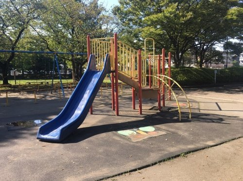 【公園】本庄　こども広場まで783ｍ